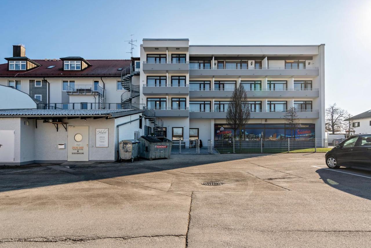 Huber Living Basic 205 Apartment *